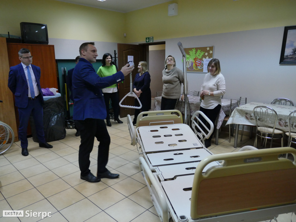 Przekazanie łóżka rehabilitacyjnego