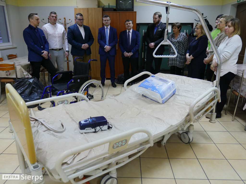 Przekazanie łóżka rehabilitacyjnego