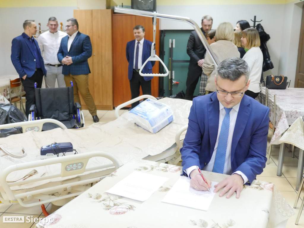 Przekazanie łóżka rehabilitacyjnego