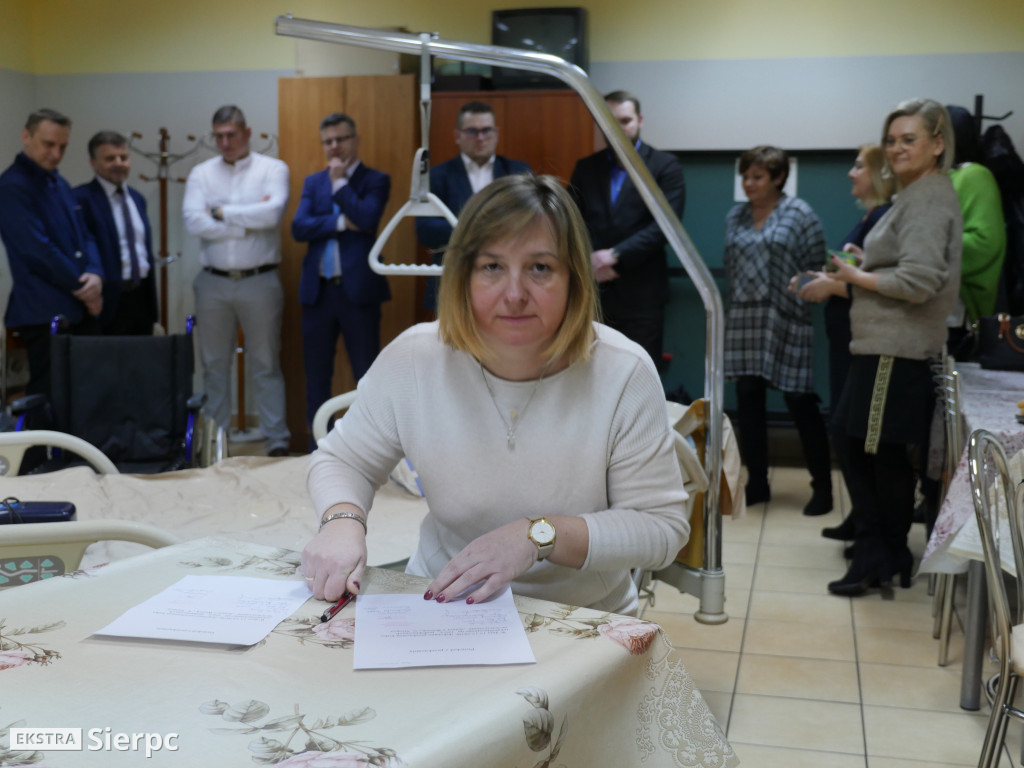Przekazanie łóżka rehabilitacyjnego