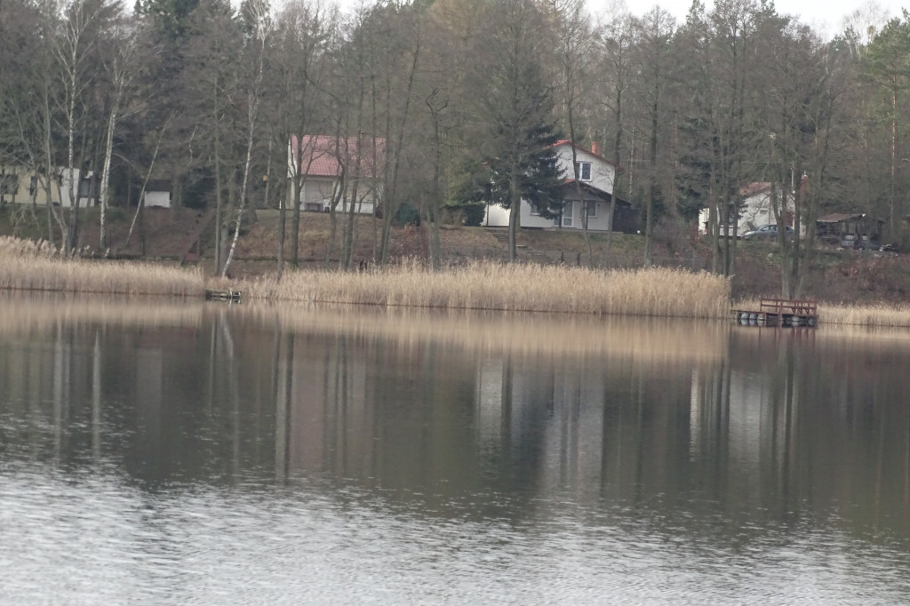 Grudniowa wyprawa nad jezioro