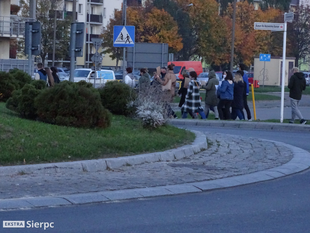 Protest w Sierpcu - blokada na rondzie