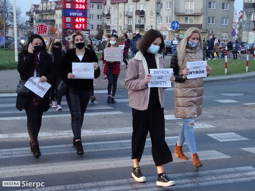 Protest w Sierpcu - blokada na rondzie