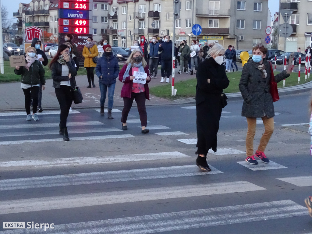 Protest w Sierpcu - blokada na rondzie