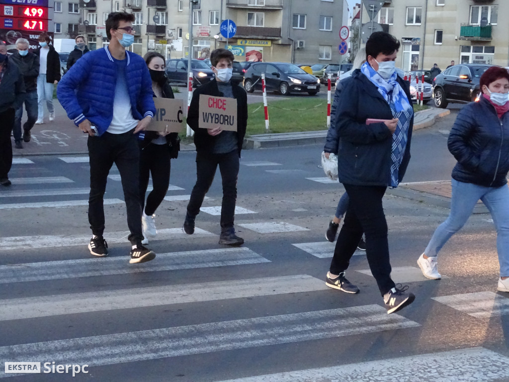 Protest w Sierpcu - blokada na rondzie