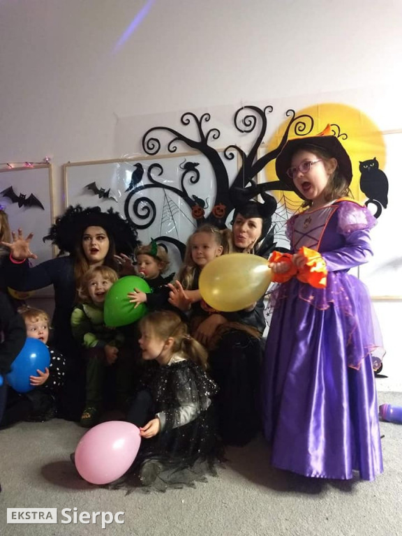 Halloween w Happy Academy