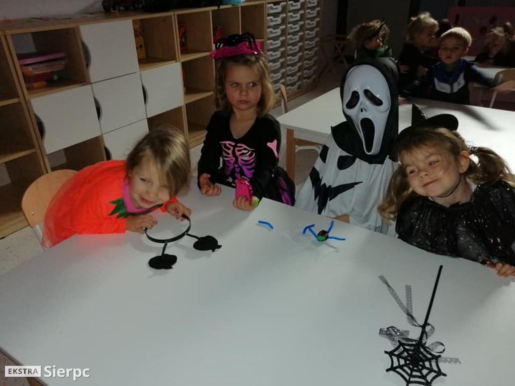 Halloween w Happy Academy