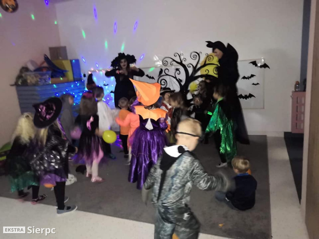 Halloween w Happy Academy