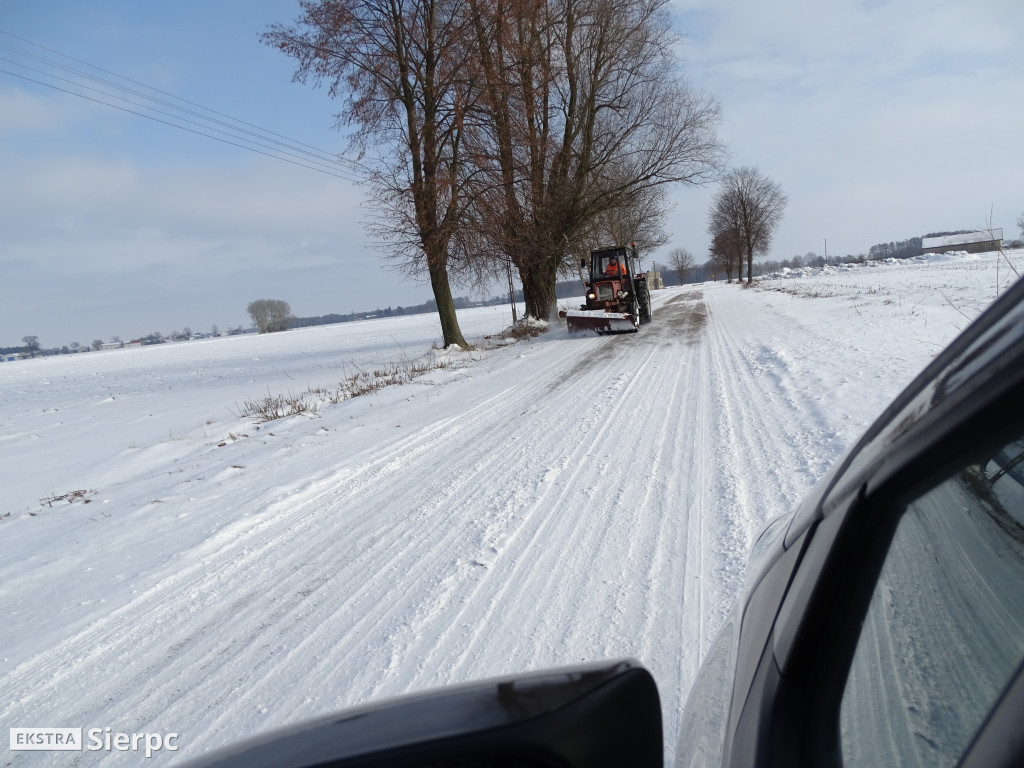 Zimowe drogi w powiecie sierpeckim