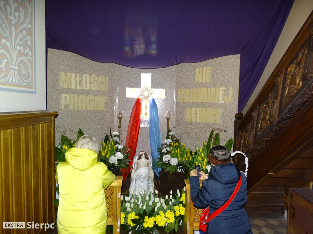 Groby Pańskie w kościołach w powiecie sierpeckim