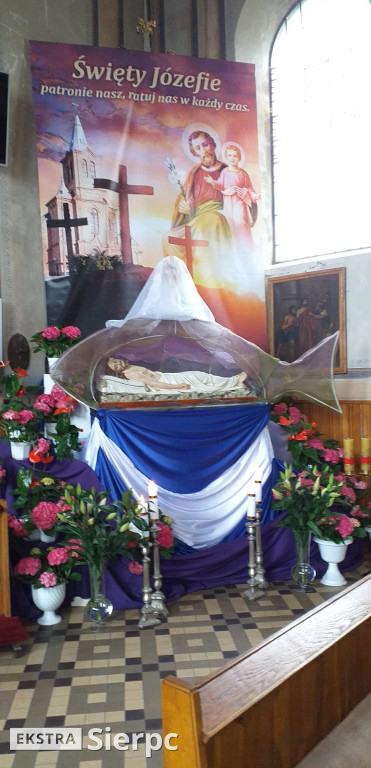 Groby Pańskie w kościołach w powiecie sierpeckim