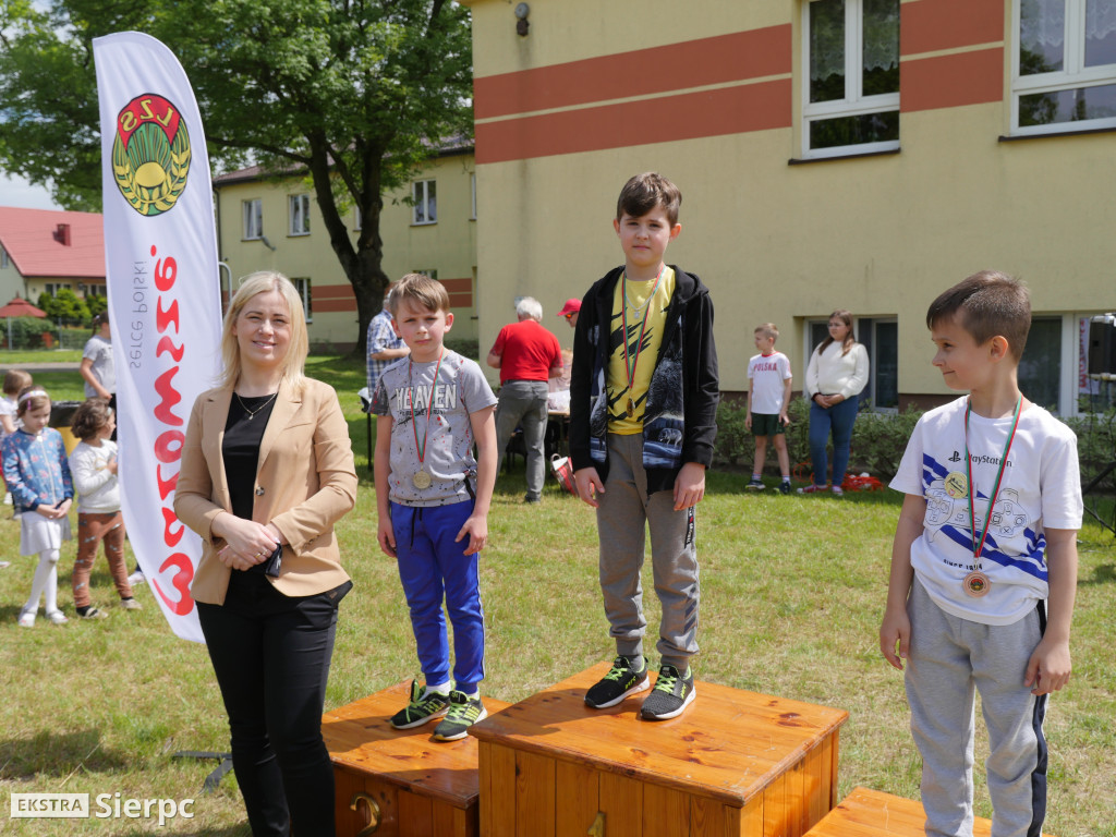 Festyn z okazji Dnia Dziecka w Ligowie