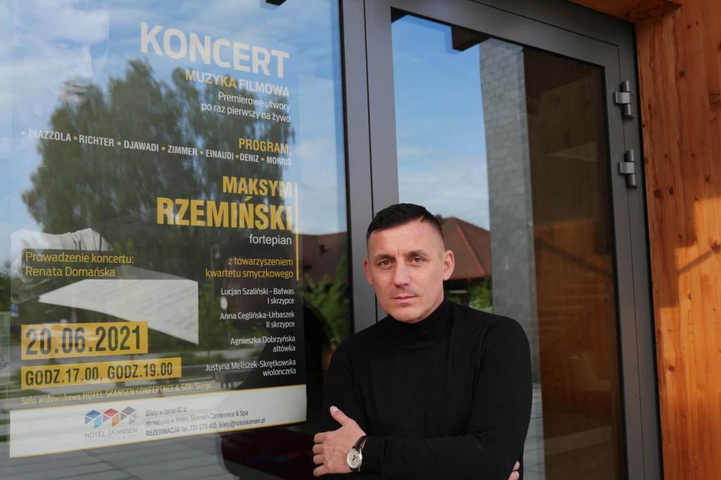 Przygotowania do koncertu Maksyma Rzemińskiego