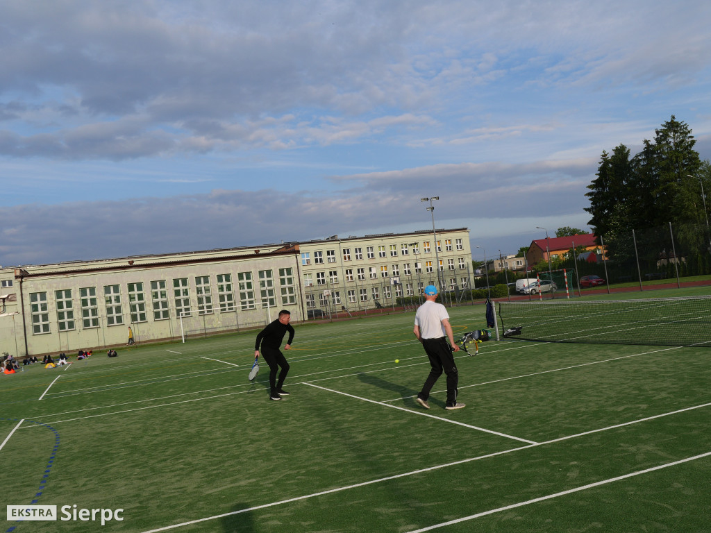Trening tenisowy  z udziałem Maksyma Rzemińskiego