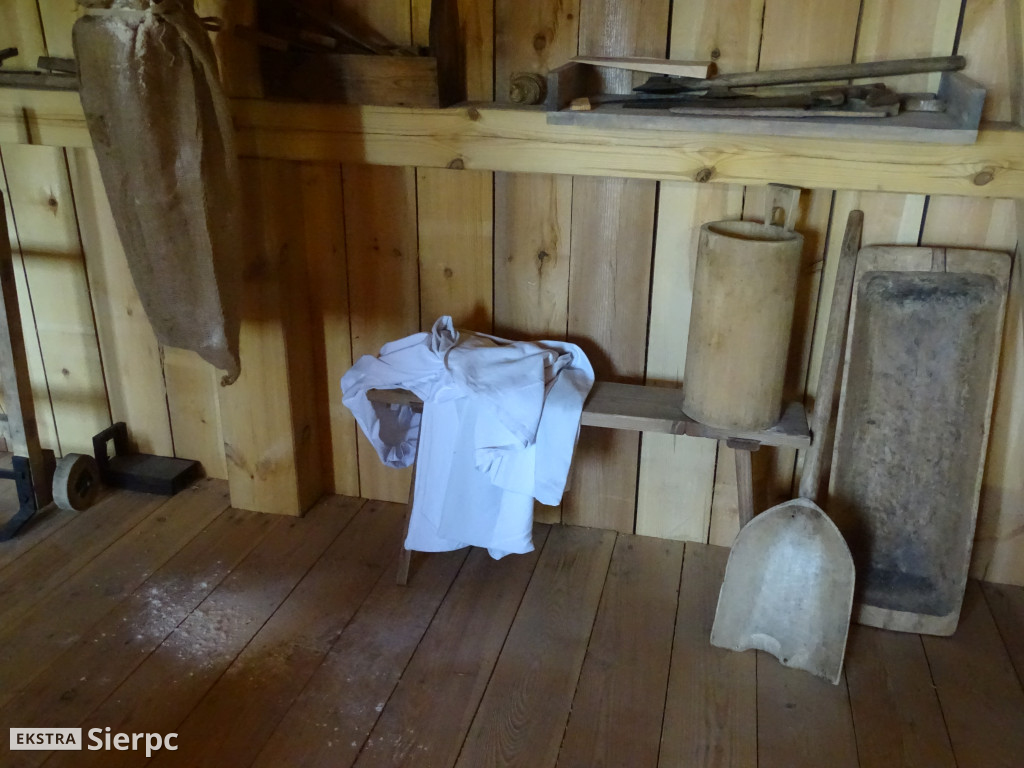 Otwarcie wiatraka w skansenie