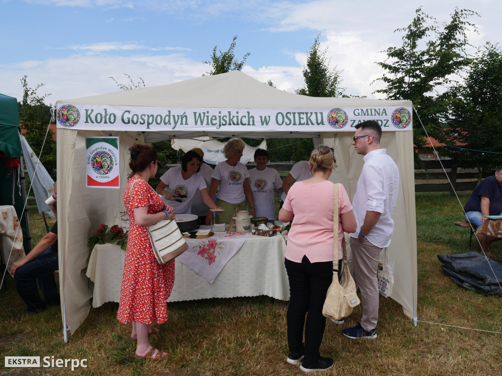Miodobranie w skansenie