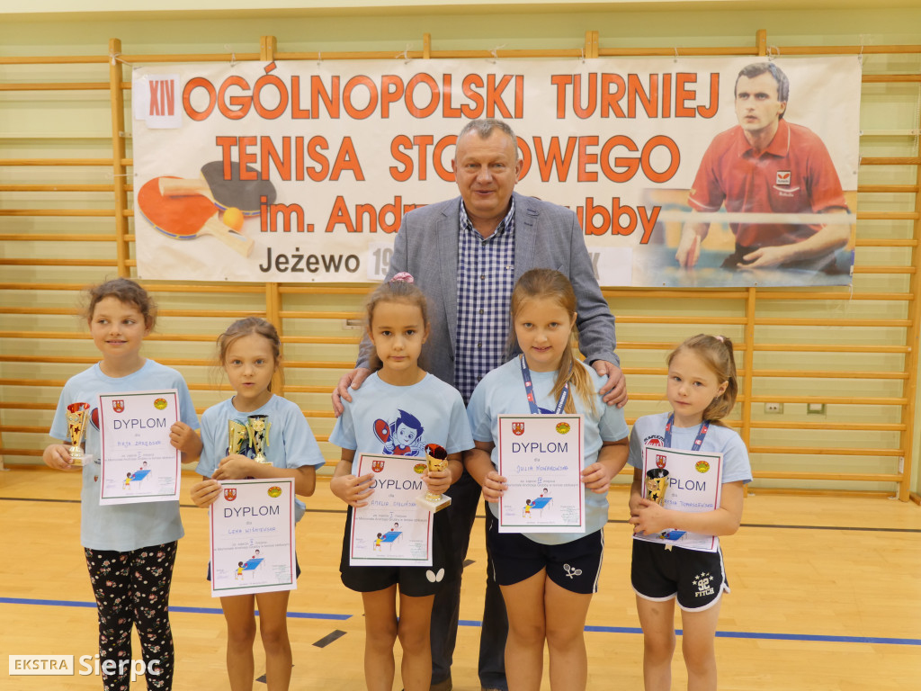 Turniej tenisa stołowego w Jeżewie