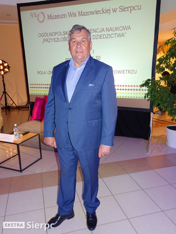 Konferencja w skansnie