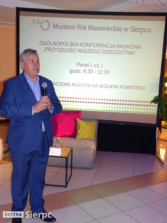 Konferencja w skansnie