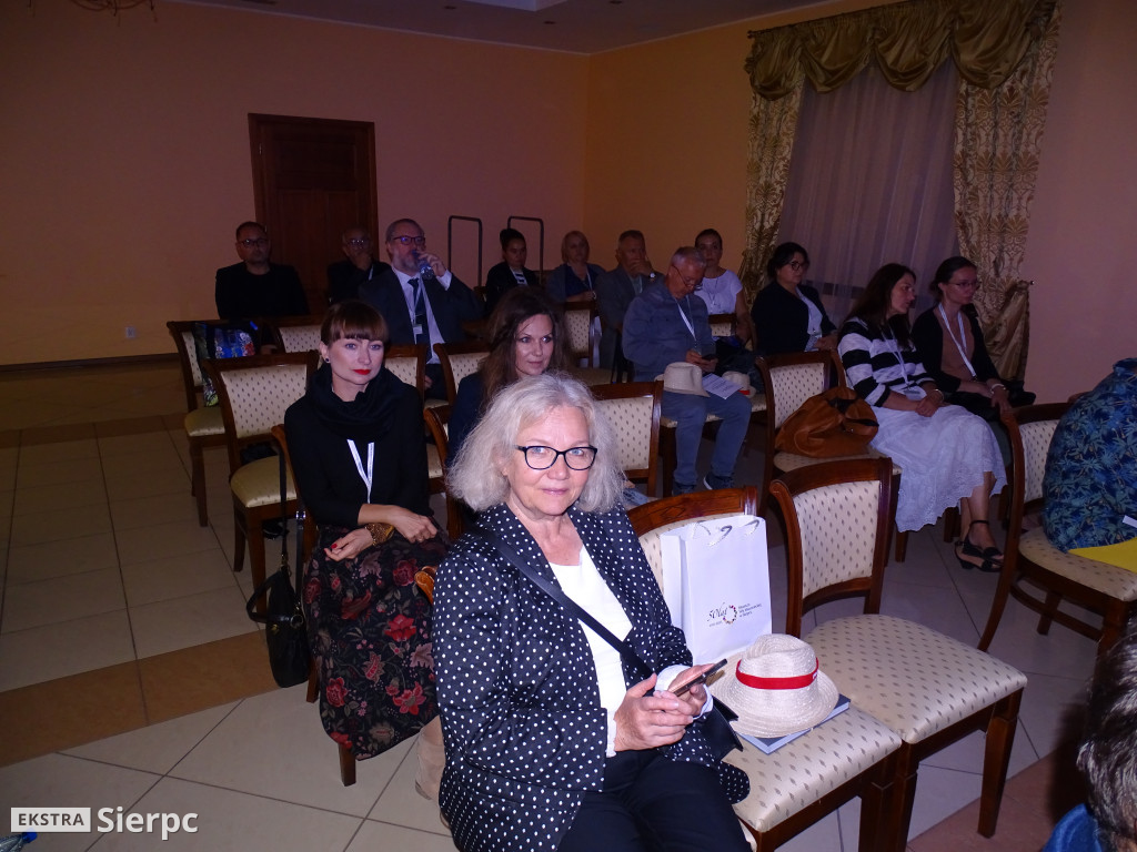 Konferencja w skansnie