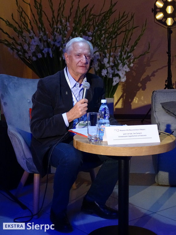 Konferencja w skansnie