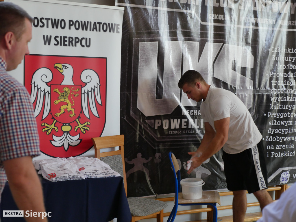 Zawody w wyciskaniu sztangi leżąc