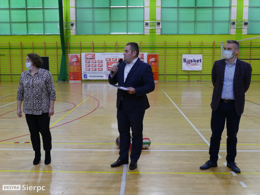 Siatkarski trening z  Mateuszem Grabdą