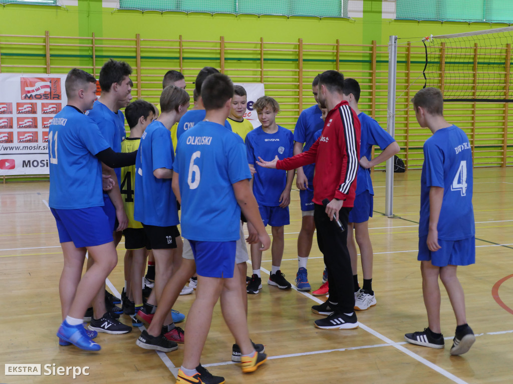 Siatkarski trening z  Mateuszem Grabdą