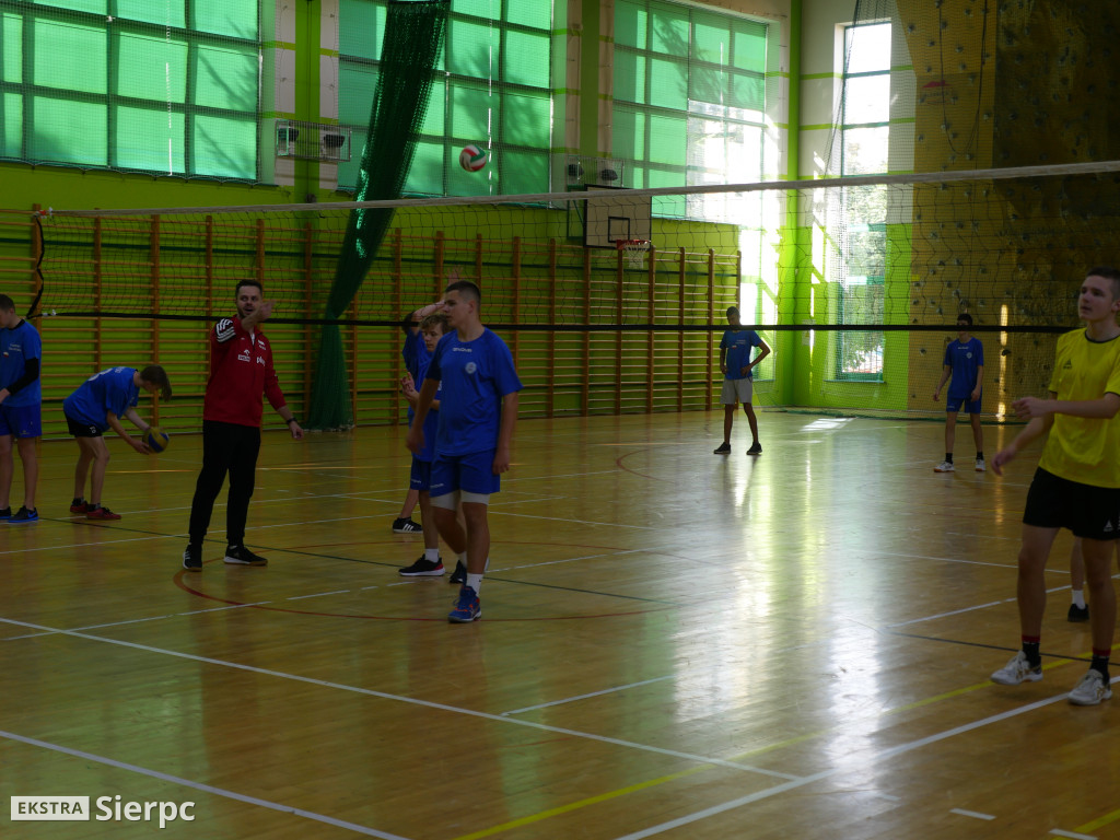 Siatkarski trening z  Mateuszem Grabdą