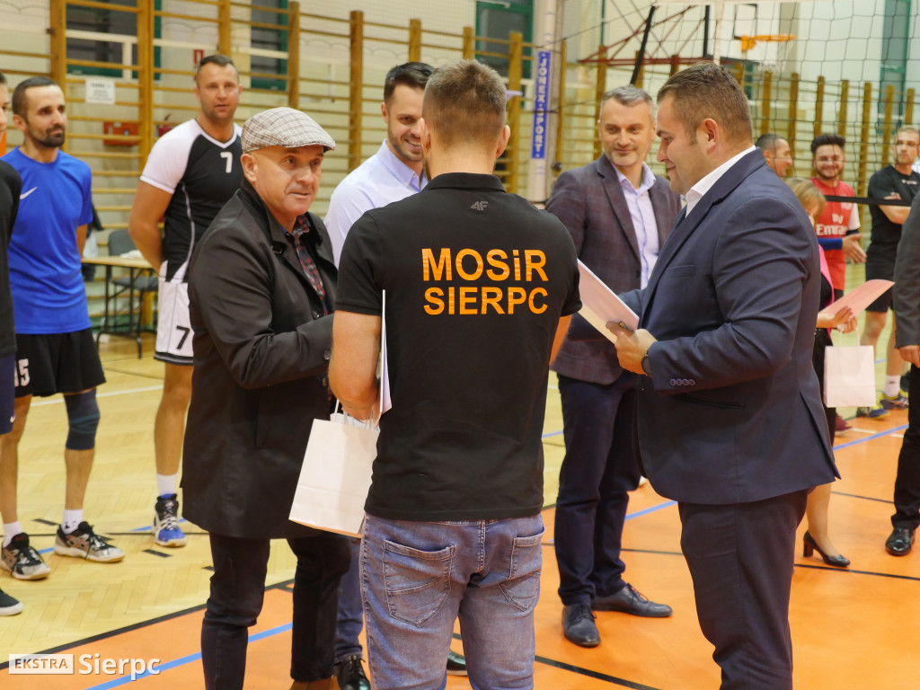 Mecz gwiazd sierpeckiej siatkówki