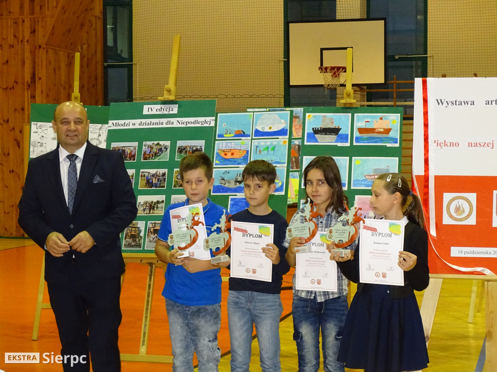 Wystawa Młodzi w działaniu dla Niepodległej