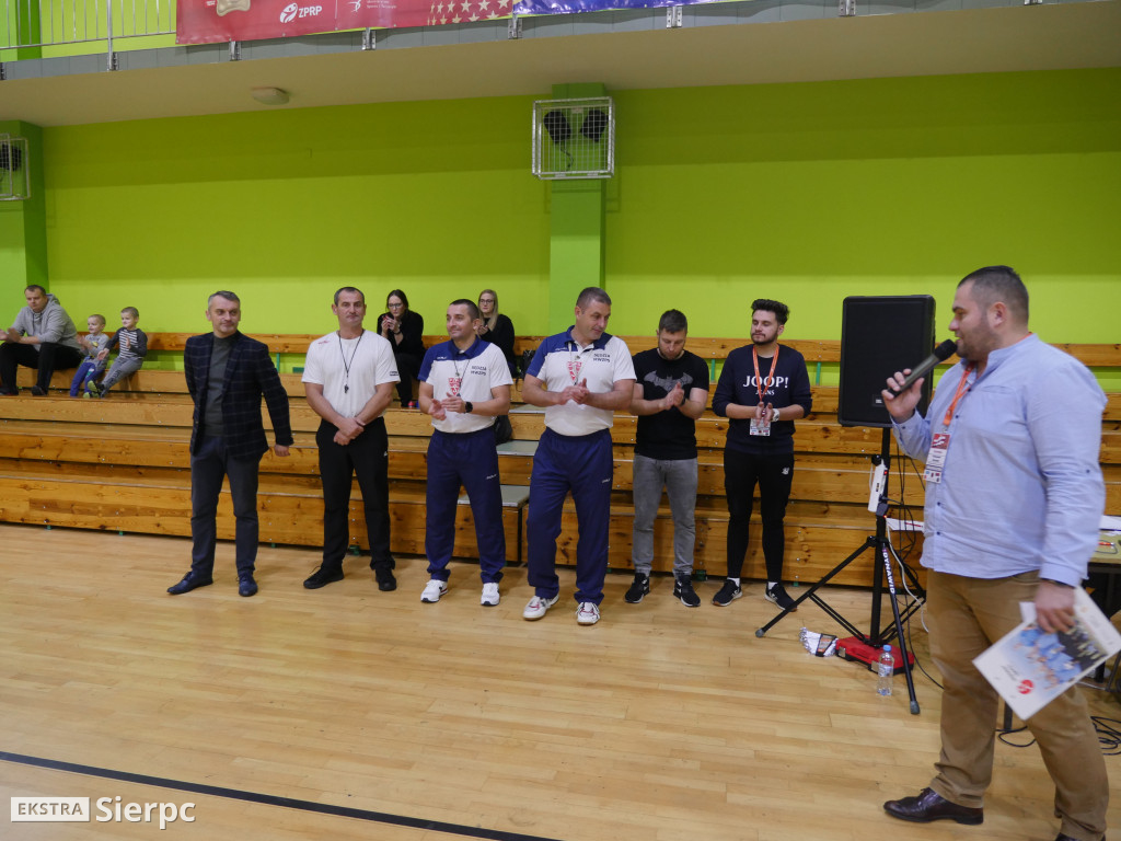 Turniej siatówki z okazji Święta Niepodległości