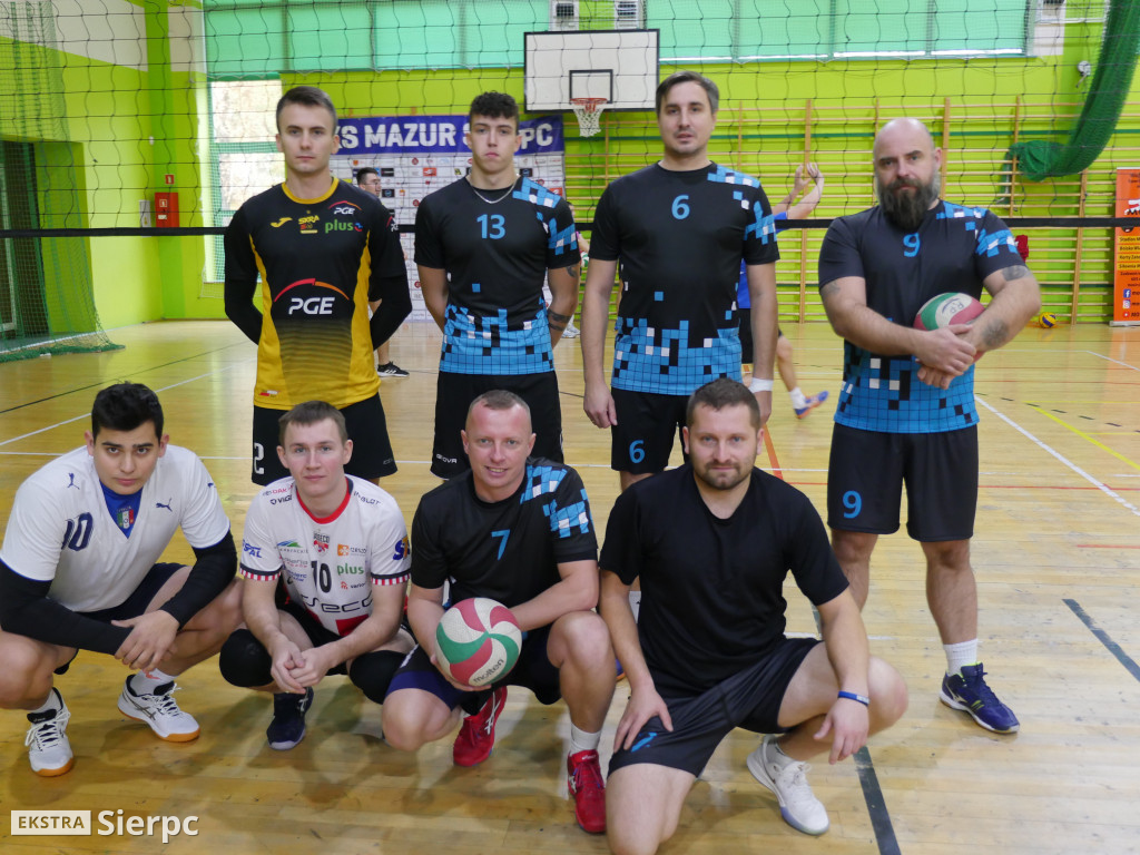 Turniej siatówki z okazji Święta Niepodległości