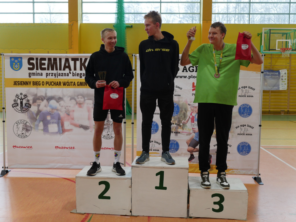 VII Jesienny Bieg Uliczny w Siemiątkowie
