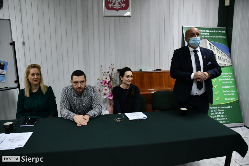 Inauguracja debat oksfordzkich w LO Sucharskiego
