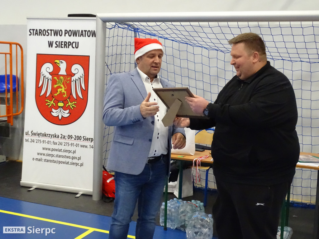 Świąteczny Turniej Piłki Nożnej