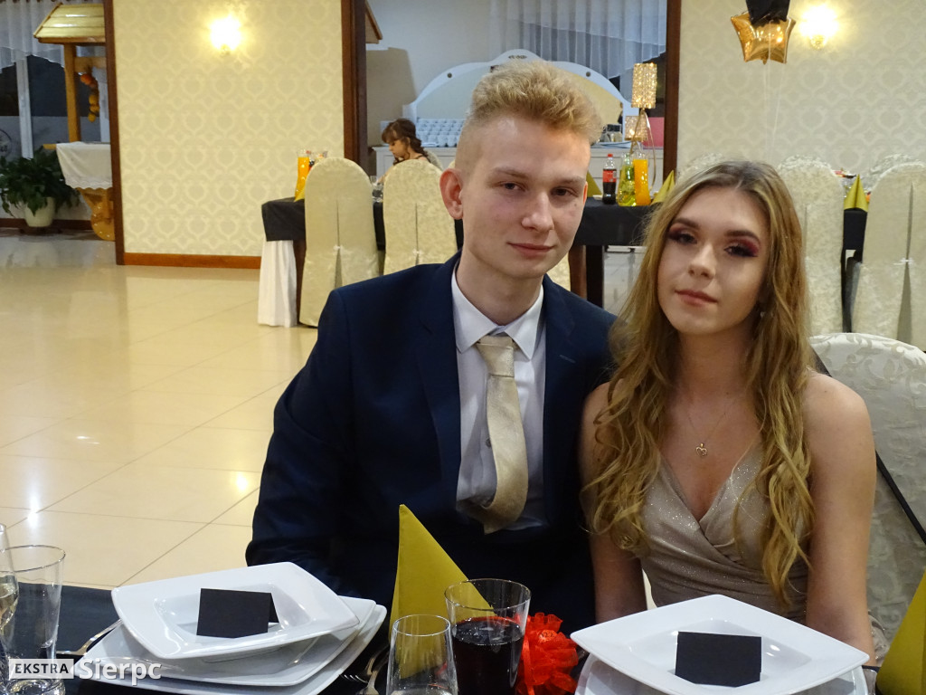 Studniówka w LO