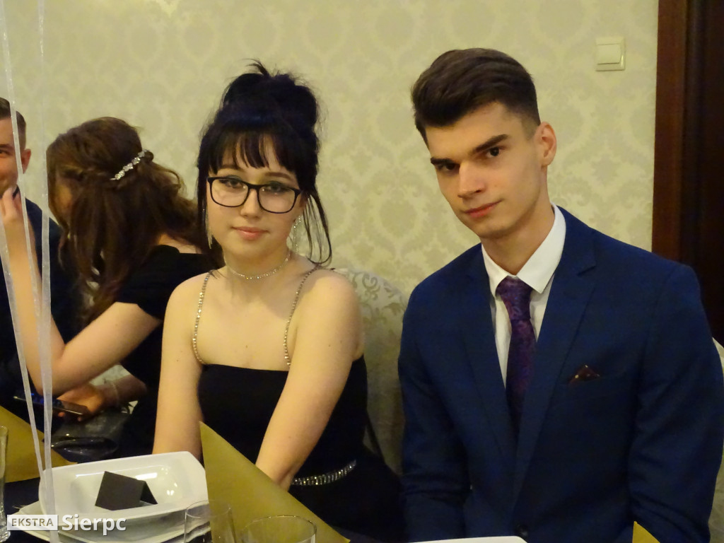 Studniówka w LO