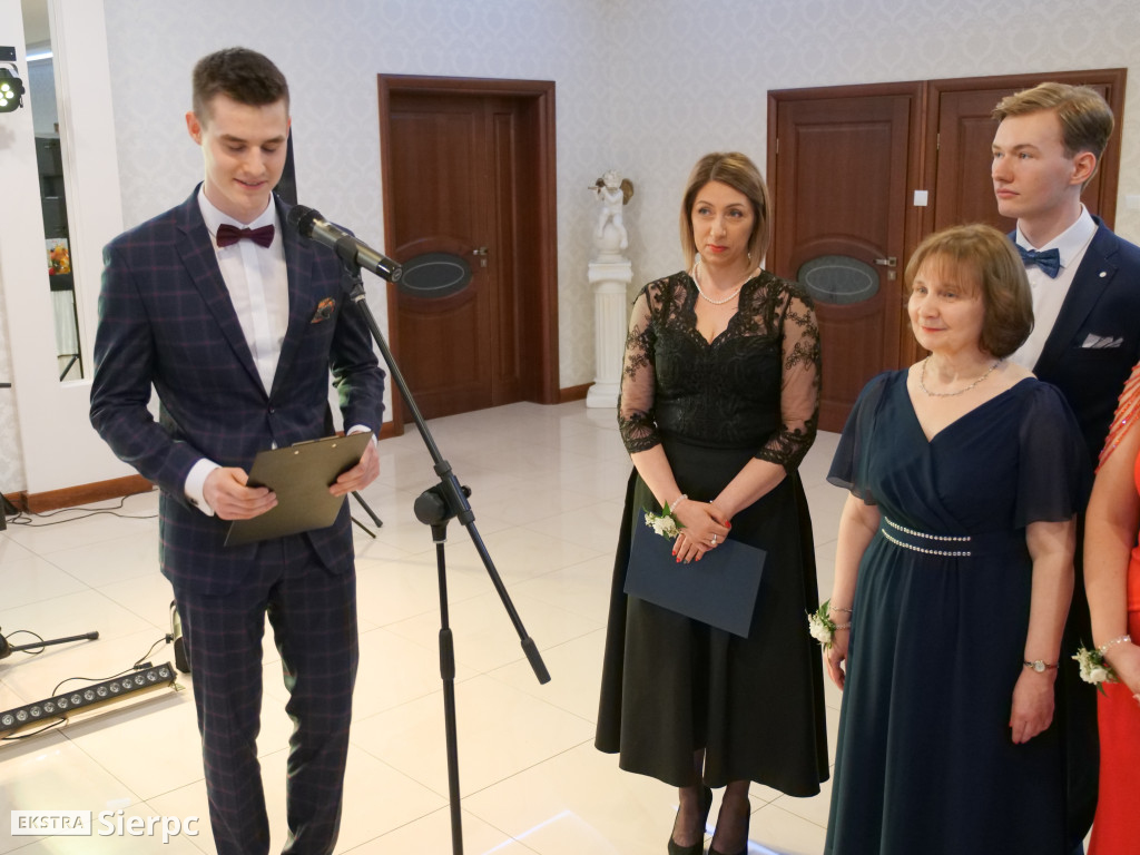 Studniówka w LO