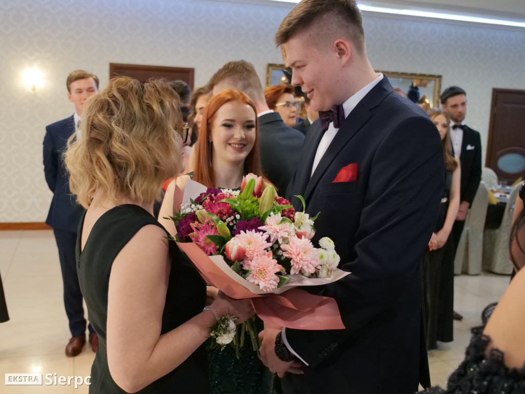 Studniówka w LO