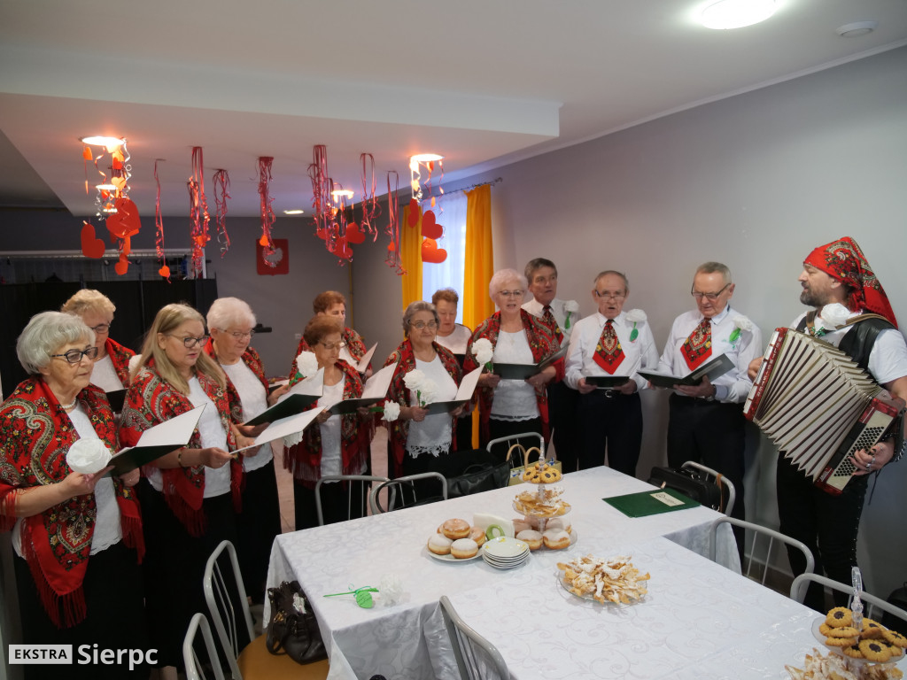 Tłusty czwartek w Klubie Seniora