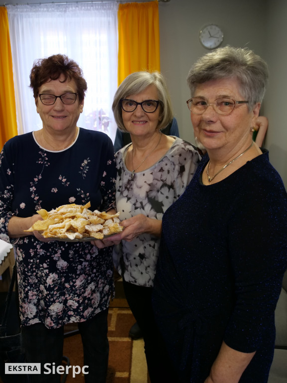 Tłusty czwartek w Klubie Seniora