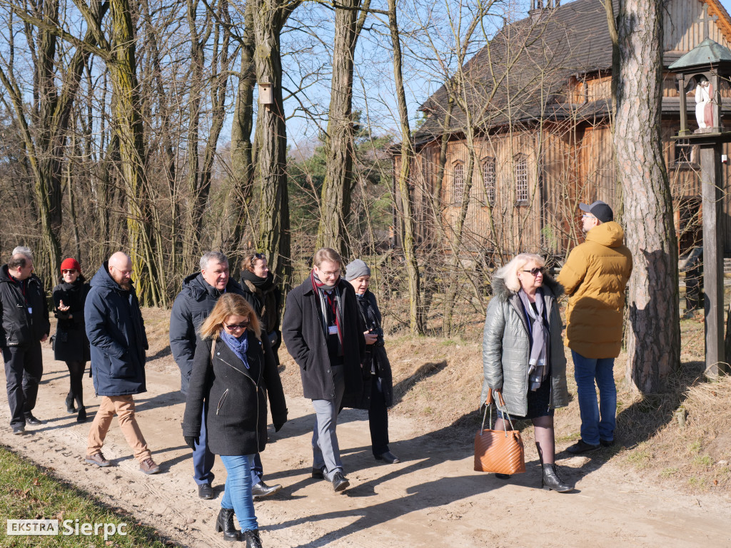 Konferencja muzealników w skansenie