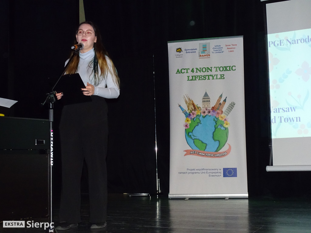 Leonium i Erasmus+