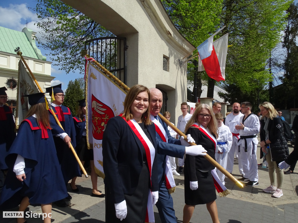 Korowód ulicami miasta