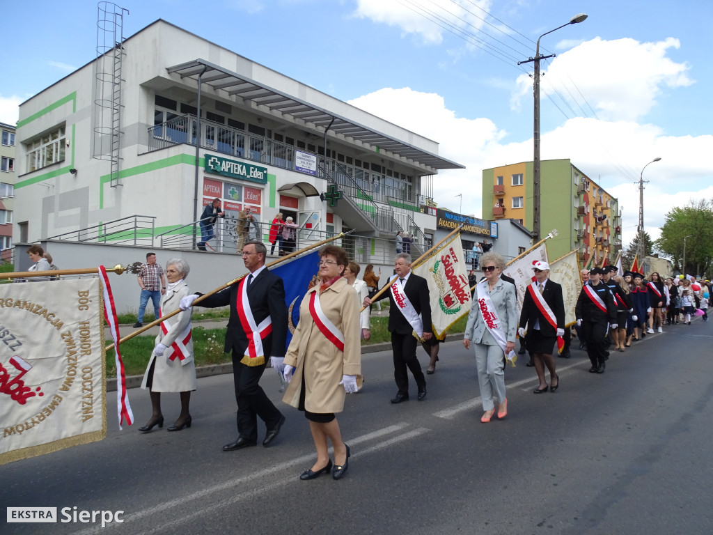 Korowód ulicami miasta