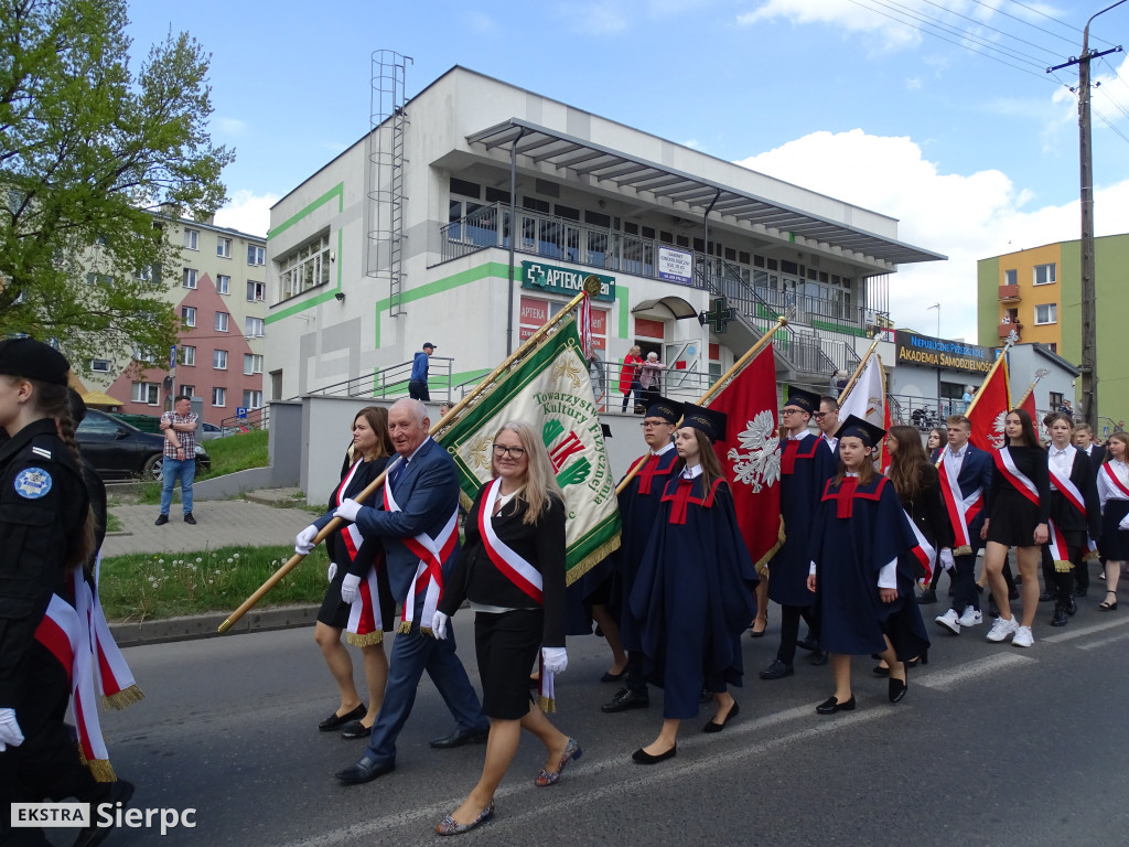 Korowód ulicami miasta