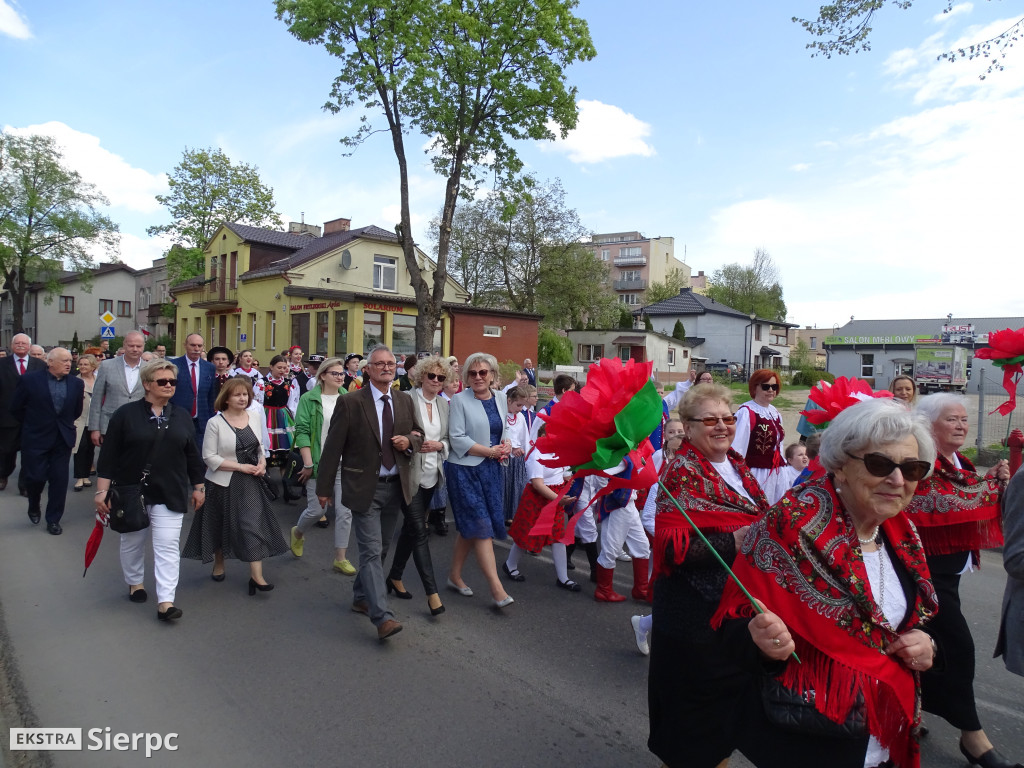 Korowód ulicami miasta
