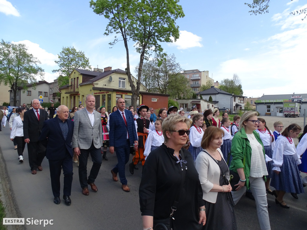 Korowód ulicami miasta