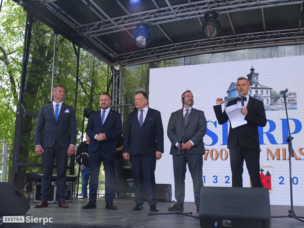 Korowód ulicami miasta